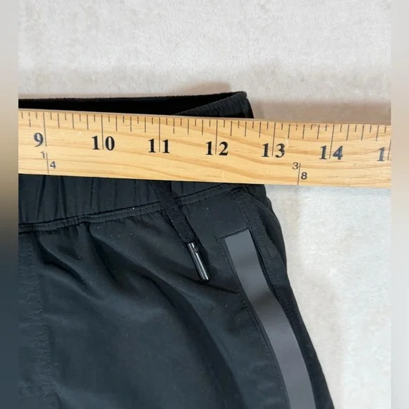 lululemon athletica Size Small License to Train 2-in-1 Black Compression Pants - Picture 6 of 8